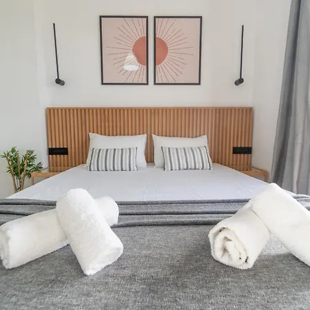 Airy Flat At Xenios Avlais Apartment Alykanas  Exterior photo